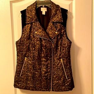 Chicos Zip-up Vest. NWT Size 0/1